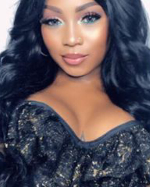Vicky Isla Okayi — MUA